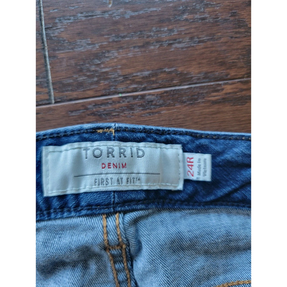Torrid Womens Plus 24R Boyfriend Jeans First at Fit Dark Wash Blue - Picture 8 of 11